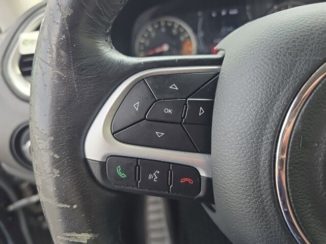 2019 Jeep Renegade in Marysville, OH 43040 - 18127802 20