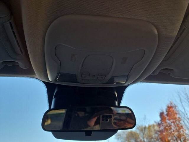 2019 Jeep Renegade in Marysville, OH 43040 - 18127802 73