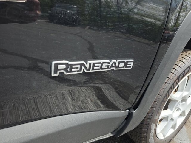 2019 Jeep Renegade in Marysville, OH 43040 - 18127802 11