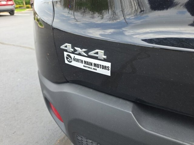 2019 Jeep Renegade in Marysville, OH 43040 - 18127802 7