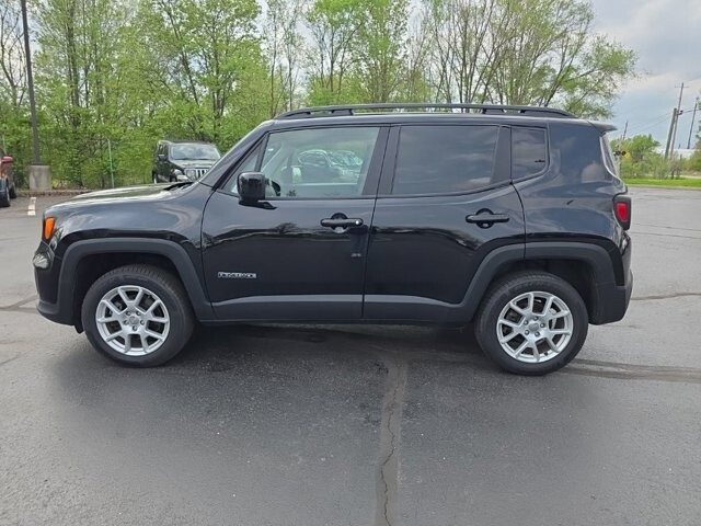 2019 Jeep Renegade in Marysville, OH 43040 - 18127802 4
