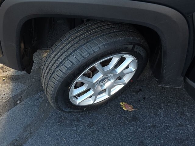 2019 Jeep Renegade in Marysville, OH 43040 - 18127802 63