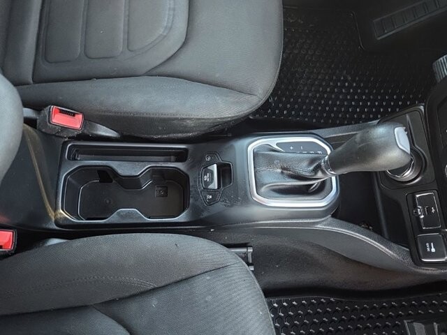 2019 Jeep Renegade in Marysville, OH 43040 - 18127802 49