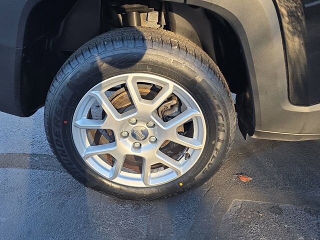 2019 Jeep Renegade in Marysville, OH 43040 - 18127802 62