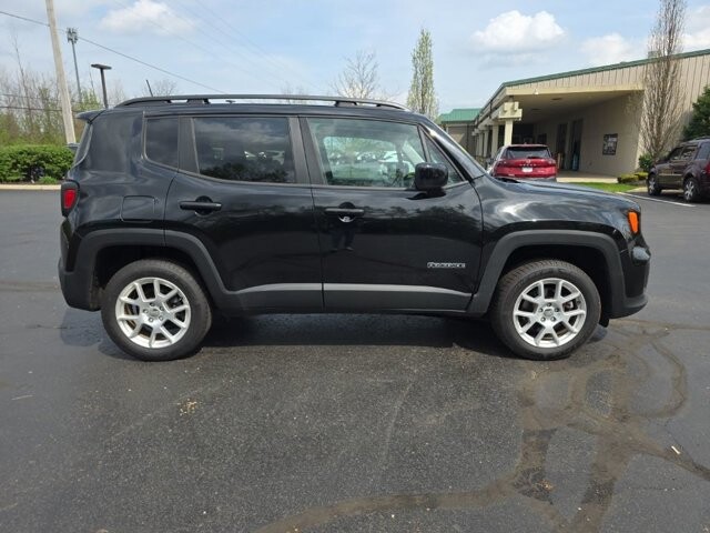 2019 Jeep Renegade in Marysville, OH 43040 - 18127802 10