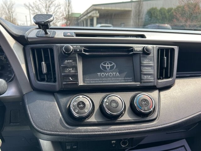 2017 Toyota RAV4 in Marysville, OH 43040 - 18127803 20