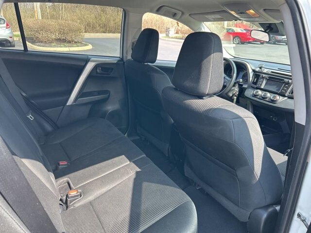 2017 Toyota RAV4 in Marysville, OH 43040 - 18127803 33