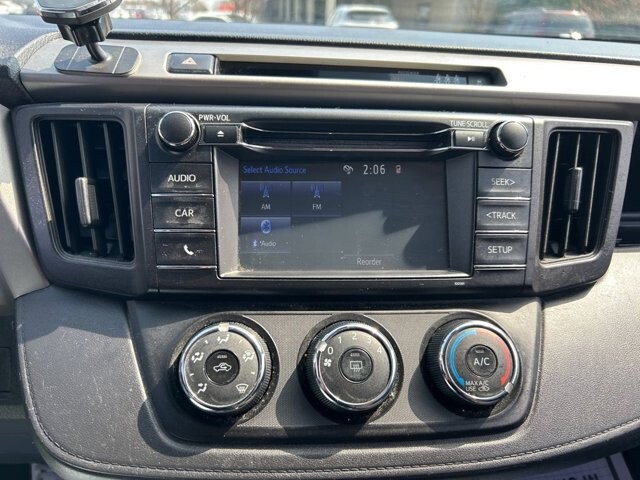 2017 Toyota RAV4 in Marysville, OH 43040 - 18127803 21