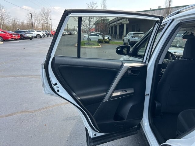 2017 Toyota RAV4 in Marysville, OH 43040 - 18127803 24