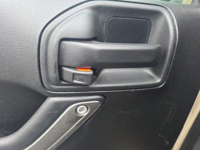 2016 Jeep Wrangler in Marysville, OH 43040 - 18127804 29