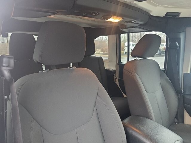 2016 Jeep Wrangler in Marysville, OH 43040 - 18127804 41