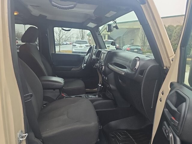 2016 Jeep Wrangler in Marysville, OH 43040 - 18127804 40