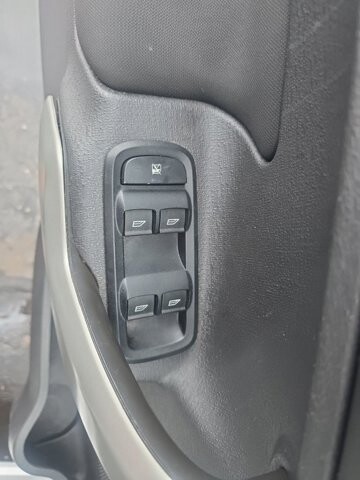 2013 Ford Fiesta in Marysville, OH 43040 - 18127806 13