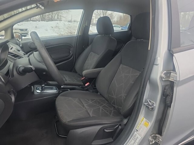 2013 Ford Fiesta in Marysville, OH 43040 - 18127806 14