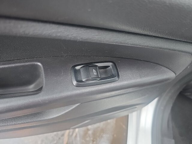 2013 Ford Fiesta in Marysville, OH 43040 - 18127806 24