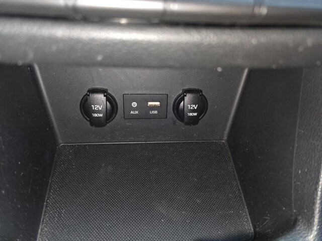 2020 Hyundai Elantra in Marysville, OH 43040 - 18127809 25