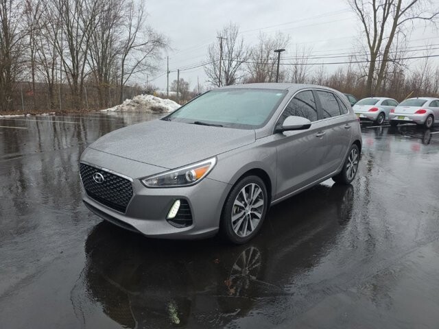 2020 Hyundai Elantra in Marysville, OH 43040 - 18127809 3