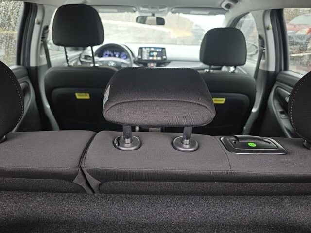 2020 Hyundai Elantra in Marysville, OH 43040 - 18127809 33