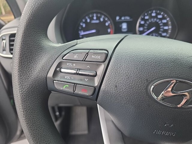 2020 Hyundai Elantra in Marysville, OH 43040 - 18127809 18