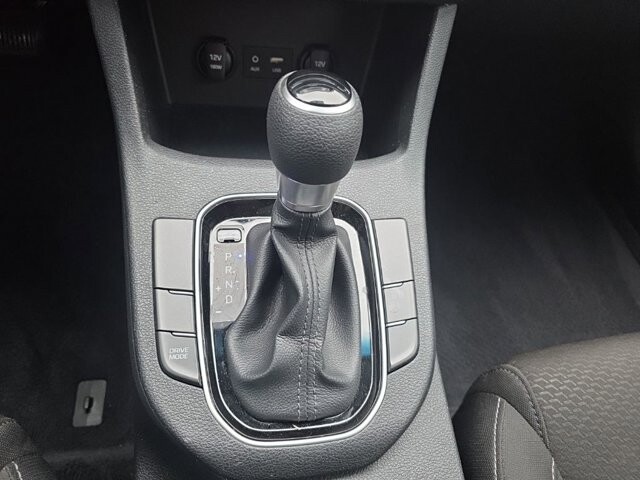 2020 Hyundai Elantra in Marysville, OH 43040 - 18127809 26