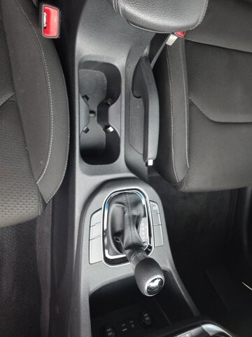 2020 Hyundai Elantra in Marysville, OH 43040 - 18127809 42