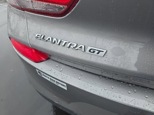 2020 Hyundai Elantra in Marysville, OH 43040 - 18127809 7