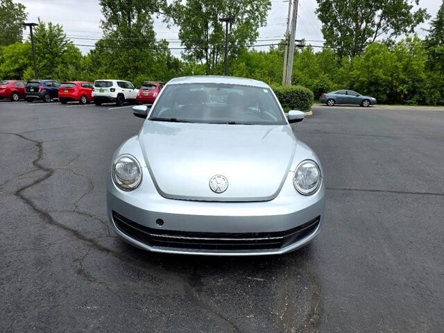 2013 Volkswagen Beetle in Marysville, OH 43040 - 18127810 2