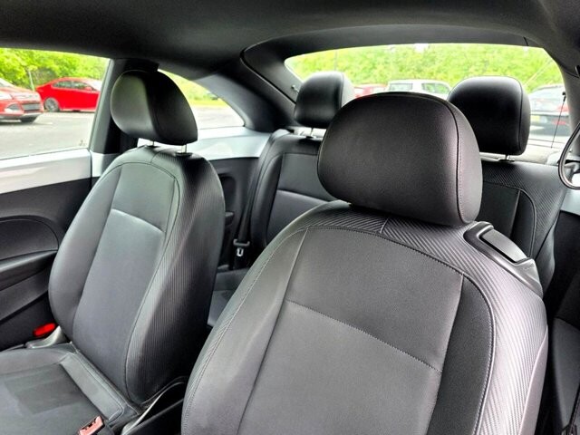 2013 Volkswagen Beetle in Marysville, OH 43040 - 18127810 14