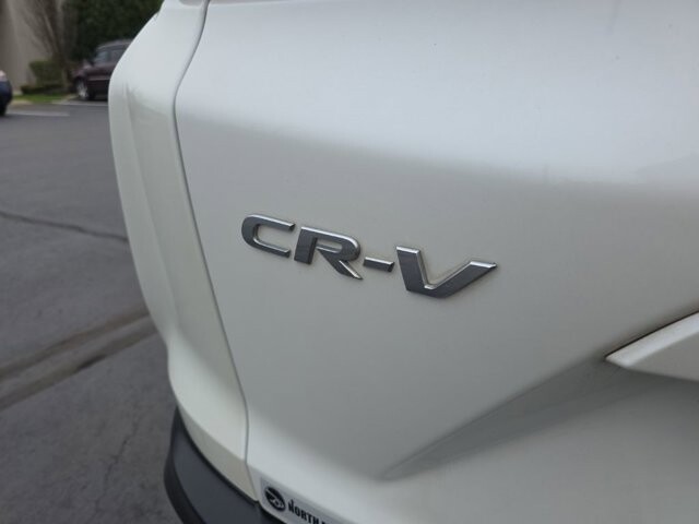 2017 Honda CR-V in Marysville, OH 43040 - 18127812 7