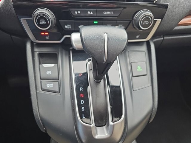 2017 Honda CR-V in Marysville, OH 43040 - 18127812 24