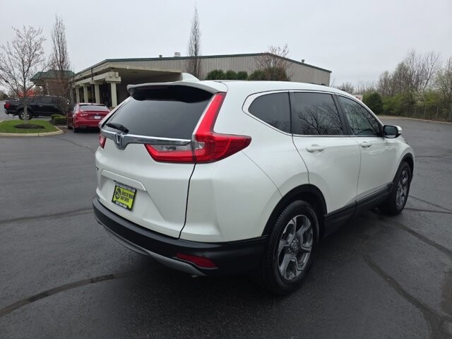 2017 Honda CR-V in Marysville, OH 43040 - 18127812 8