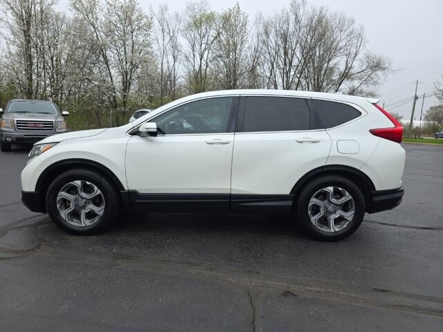 2017 Honda CR-V in Marysville, OH 43040 - 18127812 4