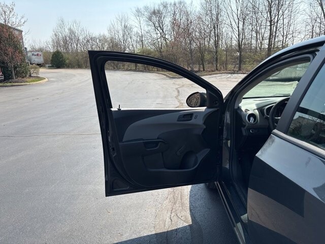 2020 Chevrolet Sonic in Marysville, OH 43040 - 18127813 14