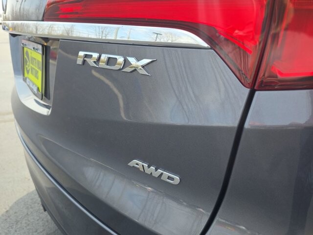 2017 Acura RDX in Marysville, OH 43040 - 18127814 7