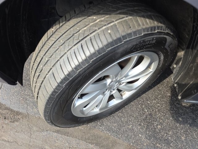 2017 Acura RDX in Marysville, OH 43040 - 18127814 11