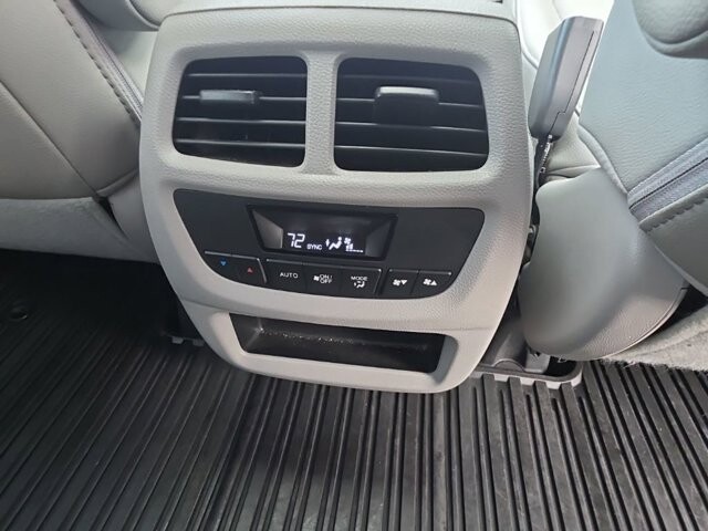 2016 Honda Pilot in Marysville, OH 43040 - 18127816 44