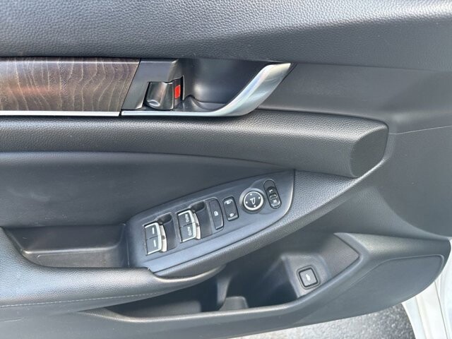 2018 Honda Accord in Marysville, OH 43040 - 18127819 13