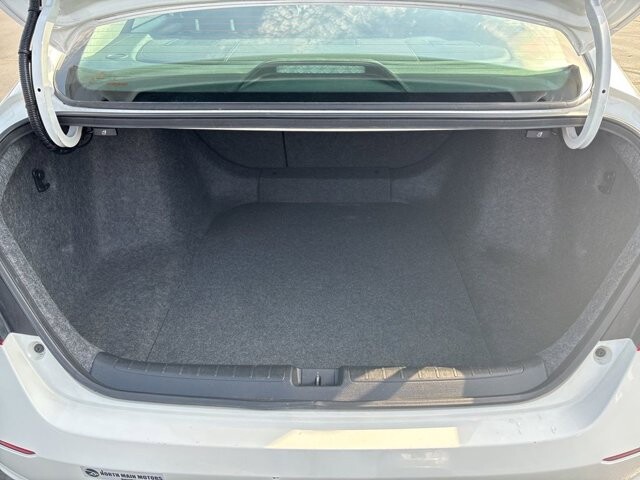 2018 Honda Accord in Marysville, OH 43040 - 18127819 9