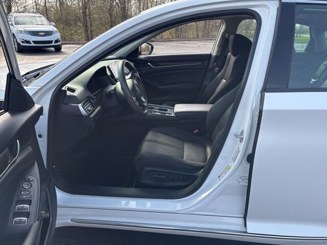 2018 Honda Accord in Marysville, OH 43040 - 18127819 14