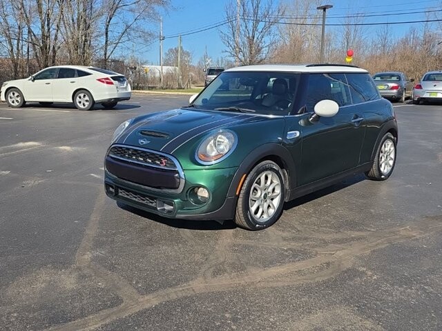 2016 MINI Cooper in Marysville, OH 43040 - 18127820 3
