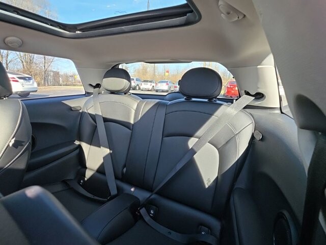2016 MINI Cooper in Marysville, OH 43040 - 18127820 31