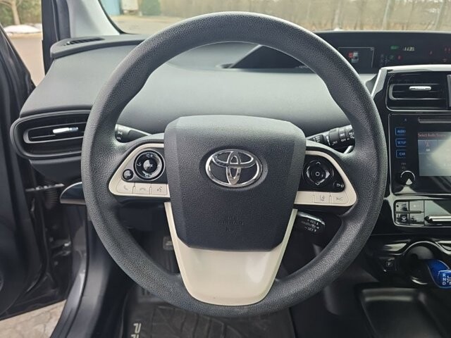 2017 Toyota Prius in Marysville, OH 43040 - 18127821 18