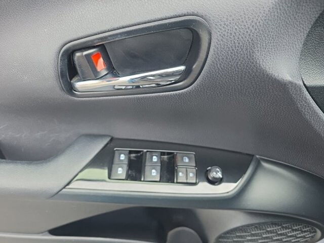 2017 Toyota Prius in Marysville, OH 43040 - 18127821 14