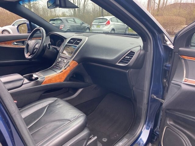 2017 Lincoln MKX in Marysville, OH 43040 - 18127824 44