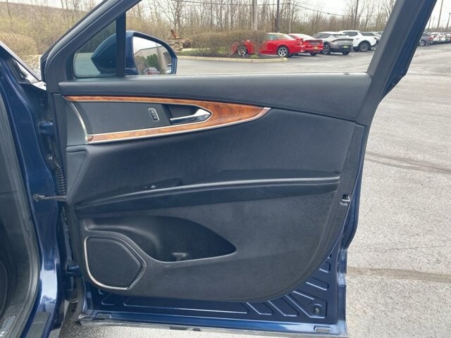 2017 Lincoln MKX in Marysville, OH 43040 - 18127824 43