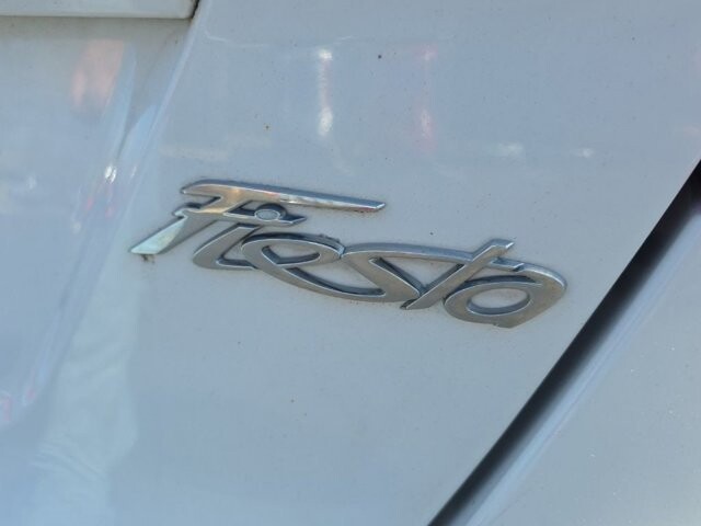 2013 Ford Fiesta in Marysville, OH 43040 - 18127825 8