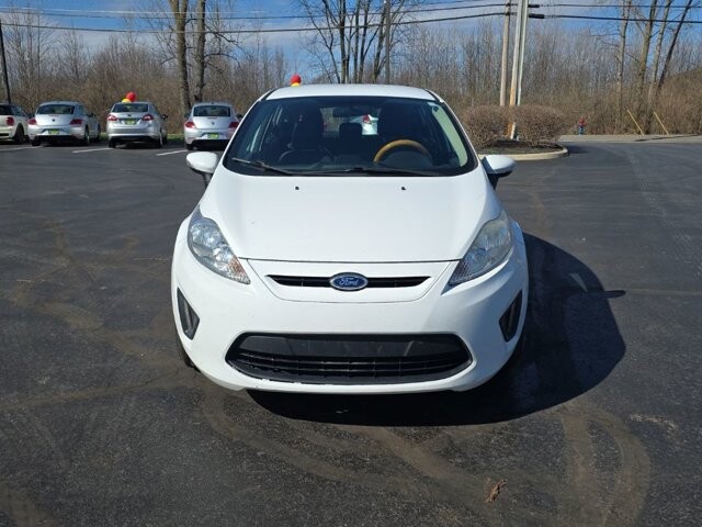 2013 Ford Fiesta in Marysville, OH 43040 - 18127825 2