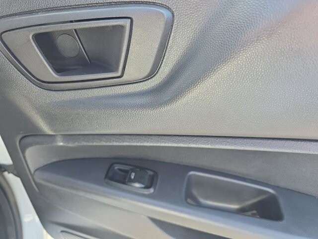 2013 Ford Fiesta in Marysville, OH 43040 - 18127825 35