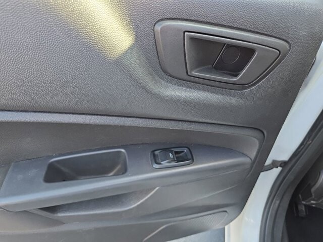 2013 Ford Fiesta in Marysville, OH 43040 - 18127825 30