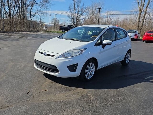 2013 Ford Fiesta in Marysville, OH 43040 - 18127825 3
